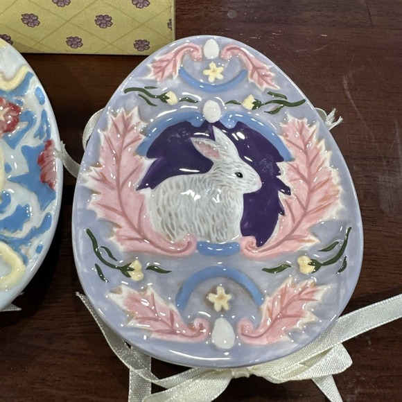 4 MWW Easter Bunny Mini Egg Shaped Spring Floral Plates 3D Hanging Display Chick - Picture 4 of 7